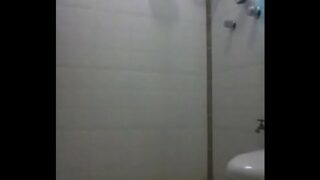 Vídeo tomando banho