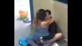 Videos   reais    escondidos na  escola